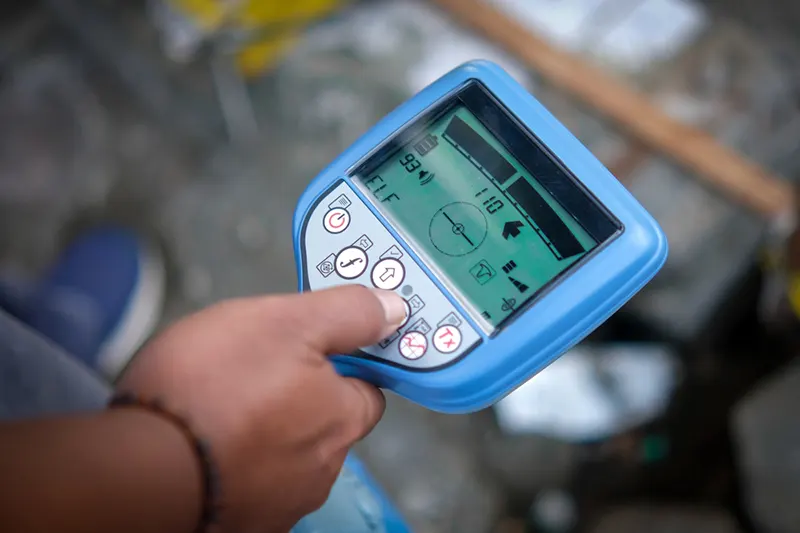 چگونه طلا را از طلایاب مخفی کنیم؟