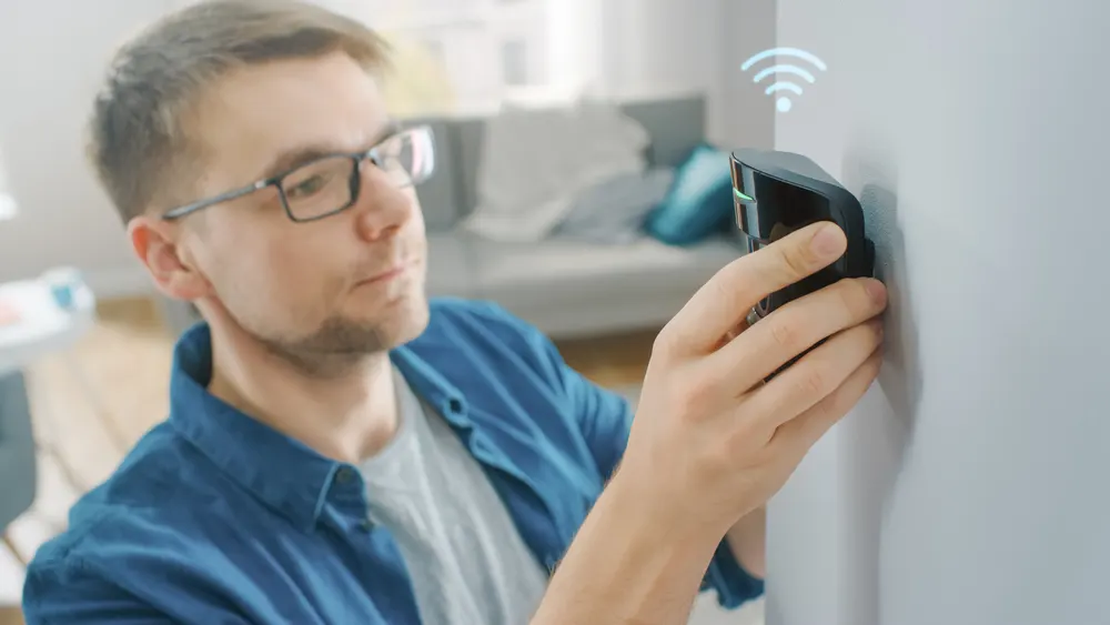 بهترین محل نصب چشمی دزدگیر اماکن برای بازدهی بهتر 1 بهترین محل نصب چشمی دزدگیر اماکن برای بازدهی بهتر