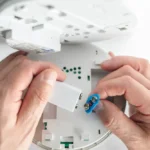 علائم خرابی باتری دزدگیر اماکن